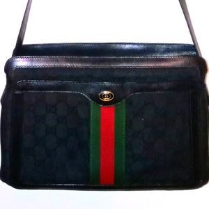 Beautiful black vintage Gucci bag